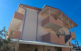 Apartman With Adriatic View 